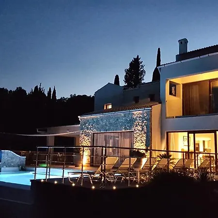 Blue Waters Villa